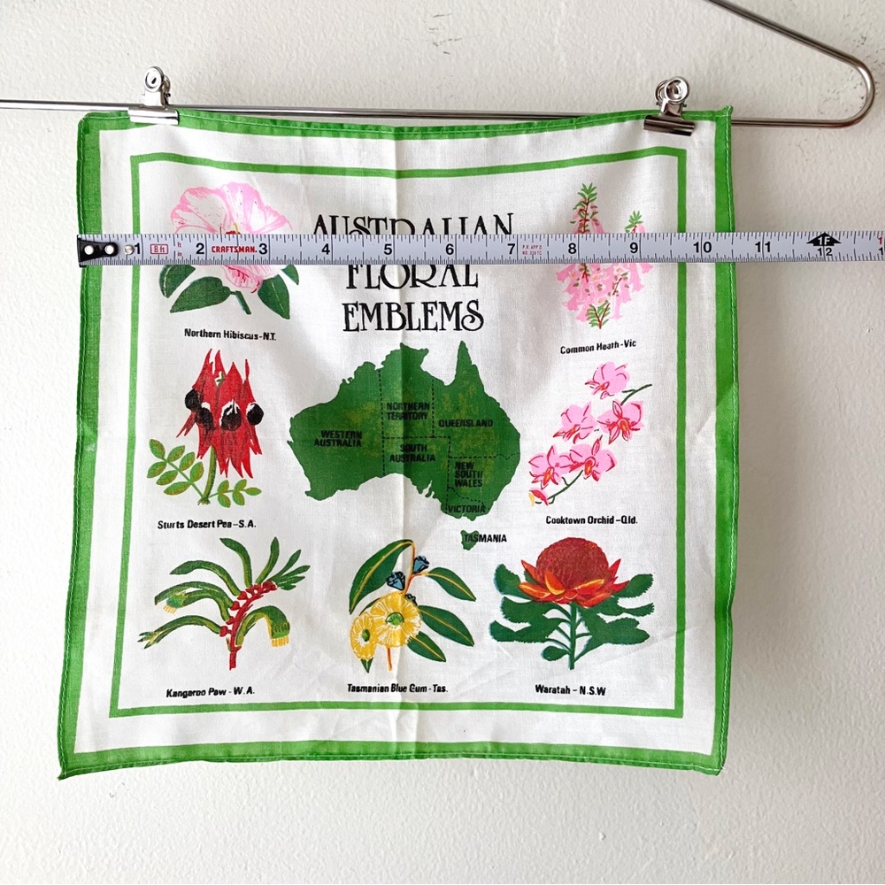 Vintage • Australian Floral Emblems Handkerchief in White/Green - Picture 8 of 10